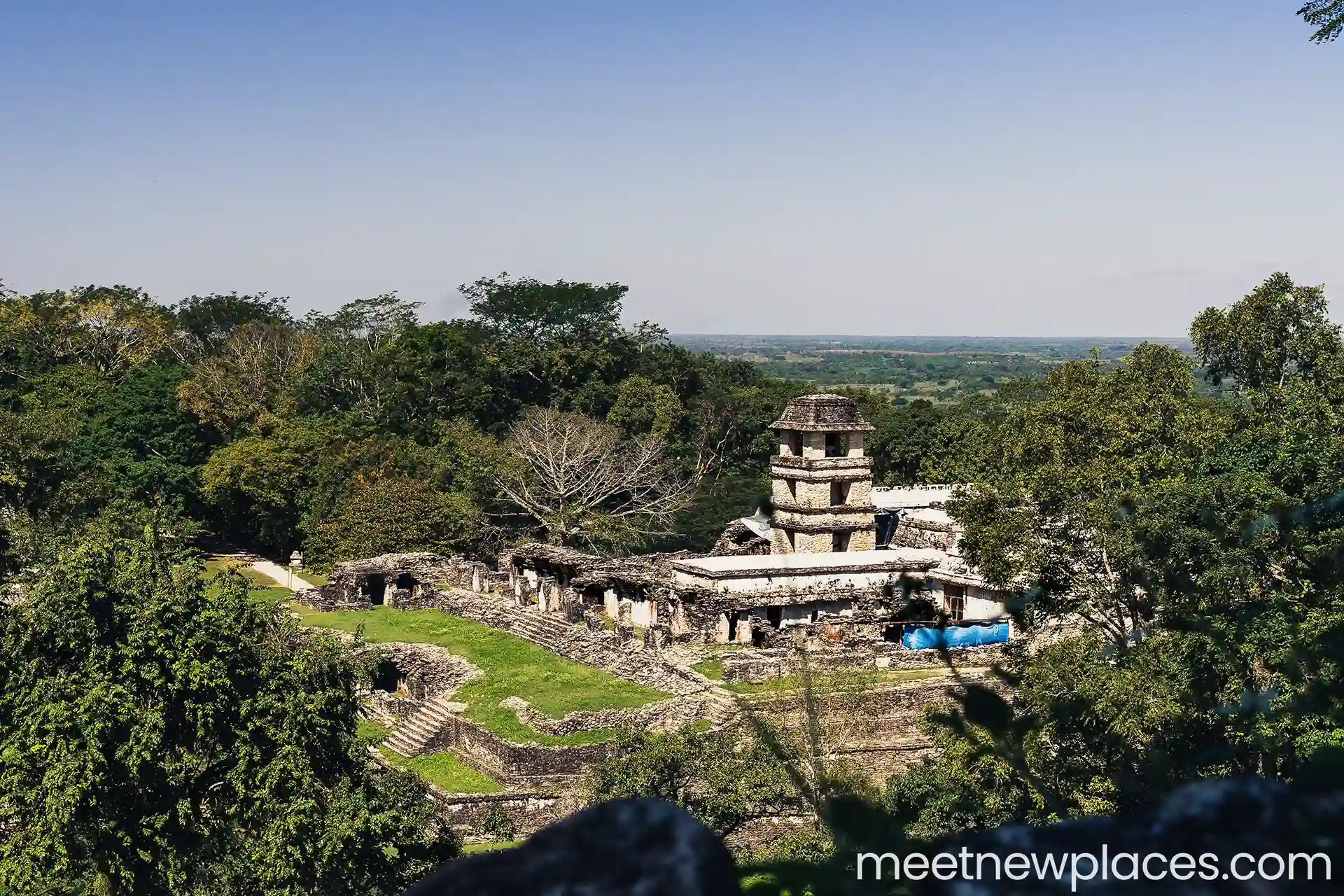 mexico-palenque-archeological-site-palacio-view-from-cross-temple-1920x1280-MQ