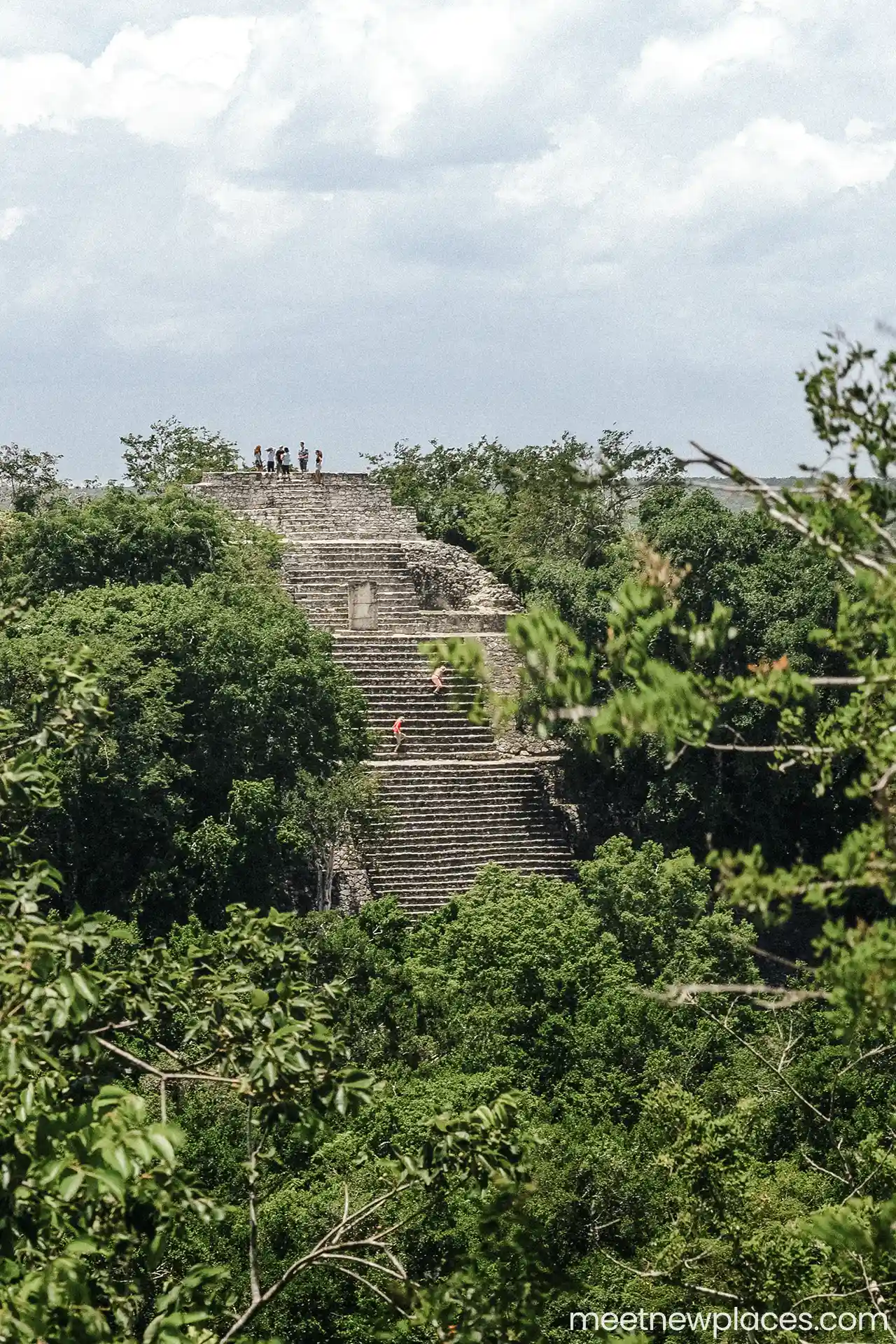 mexico-calakmul-structure1-1280x1920