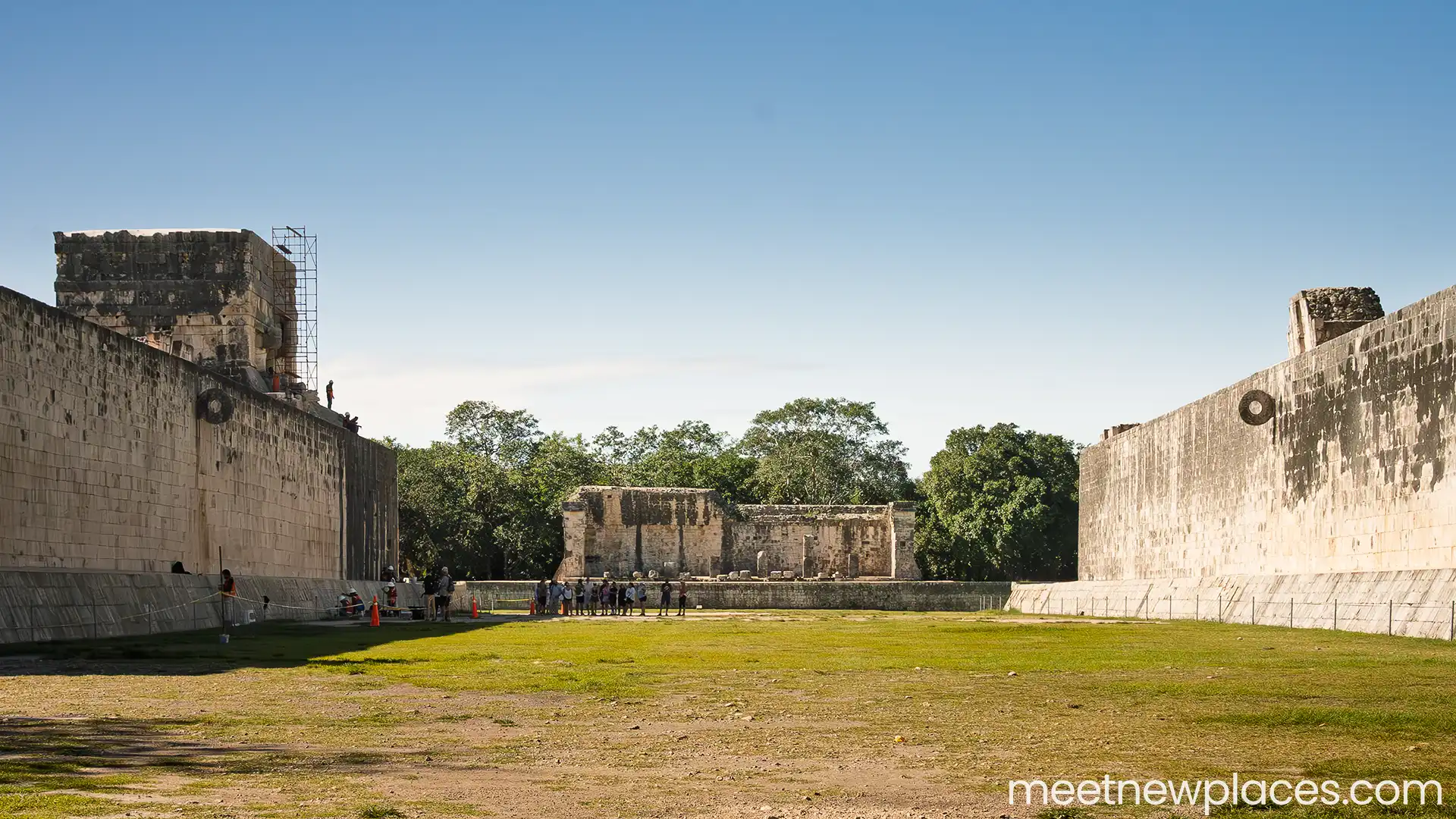 mexico-chichen-itza-juego-de-pelota-1-1920x1200 mexico-city-zocalo-flag-tore