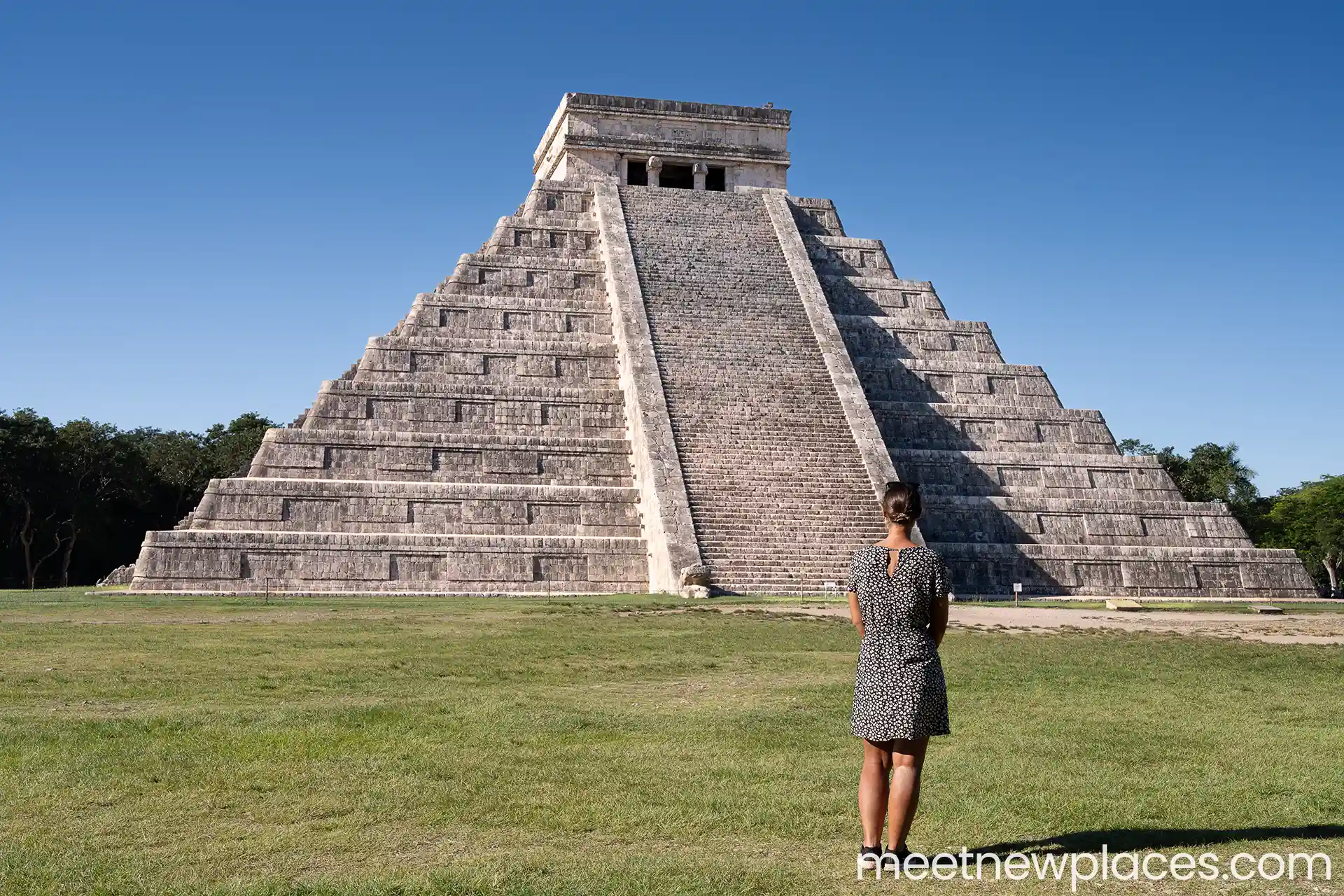mexico-chichen-itza-temple-of-kukulkan-1920x1280