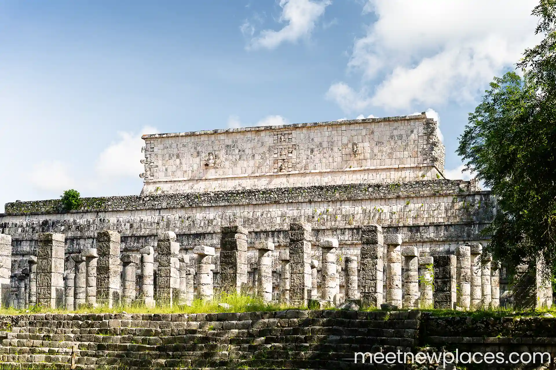mexico-chichen-itza-thousands-columns-1920x1280 mexico-city-zocalo-flag-tore