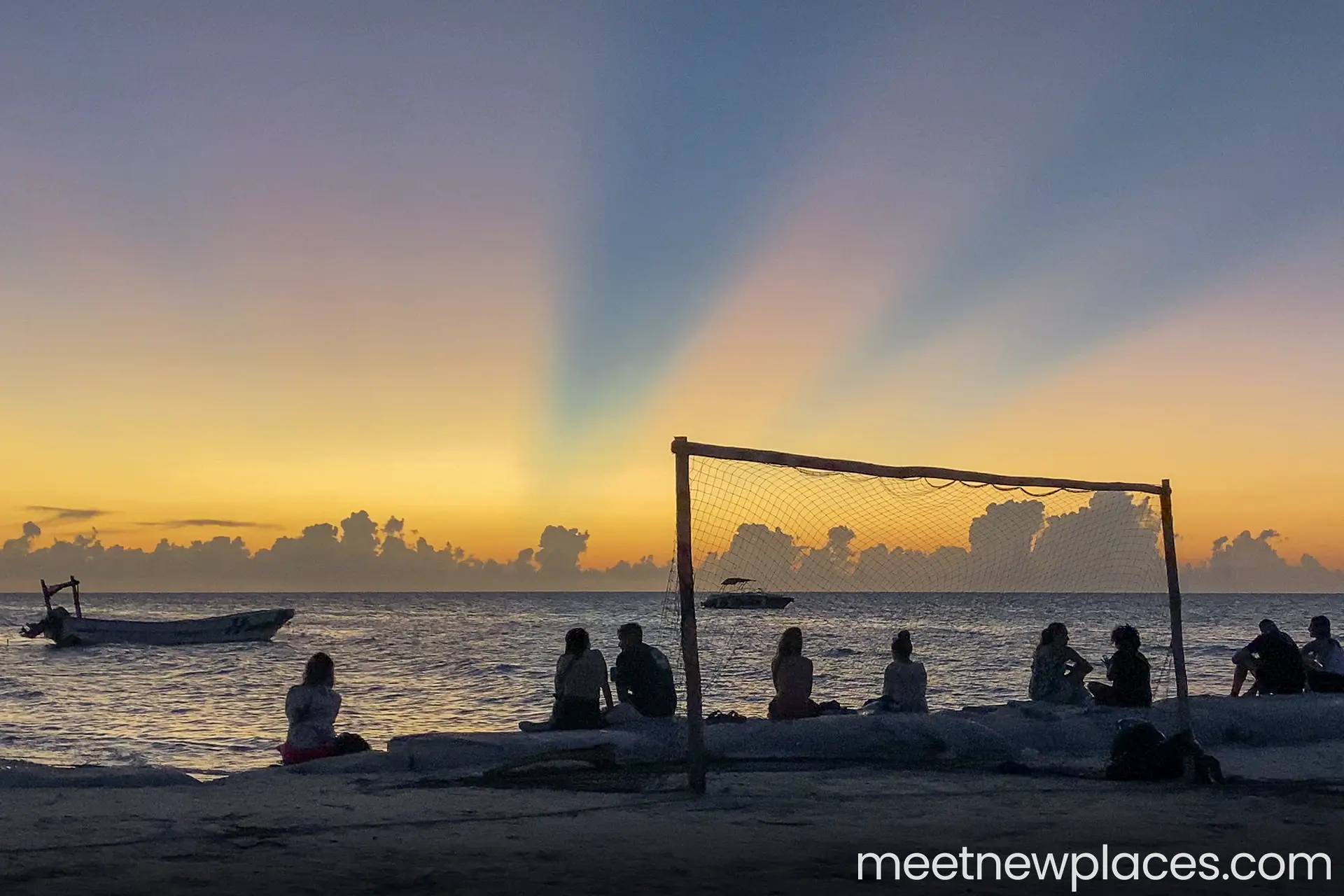 mexico-holbox-sunset-3-1920x1280 valladolid plaza mayor