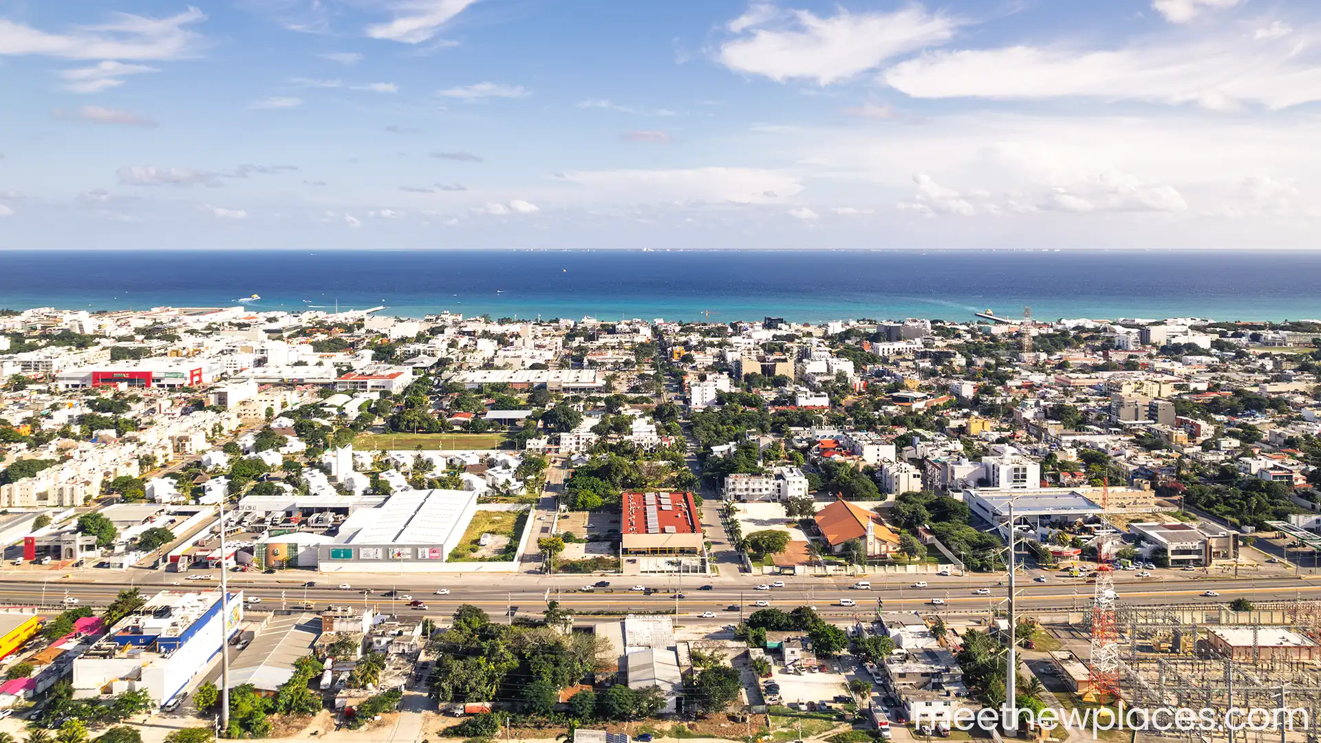 mexico-city-zocalo-flag-tore